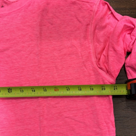 Free People NWOT Oversized long sleeve in a blend of Cotton. Rayon & Polyester. - Picture 6 of 7